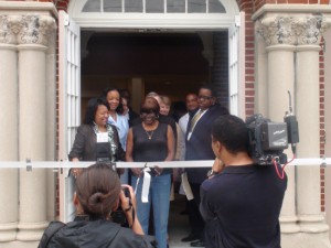 Ribbon cutting ceremony at DCSNO St. Cecilia center, April 30 2010